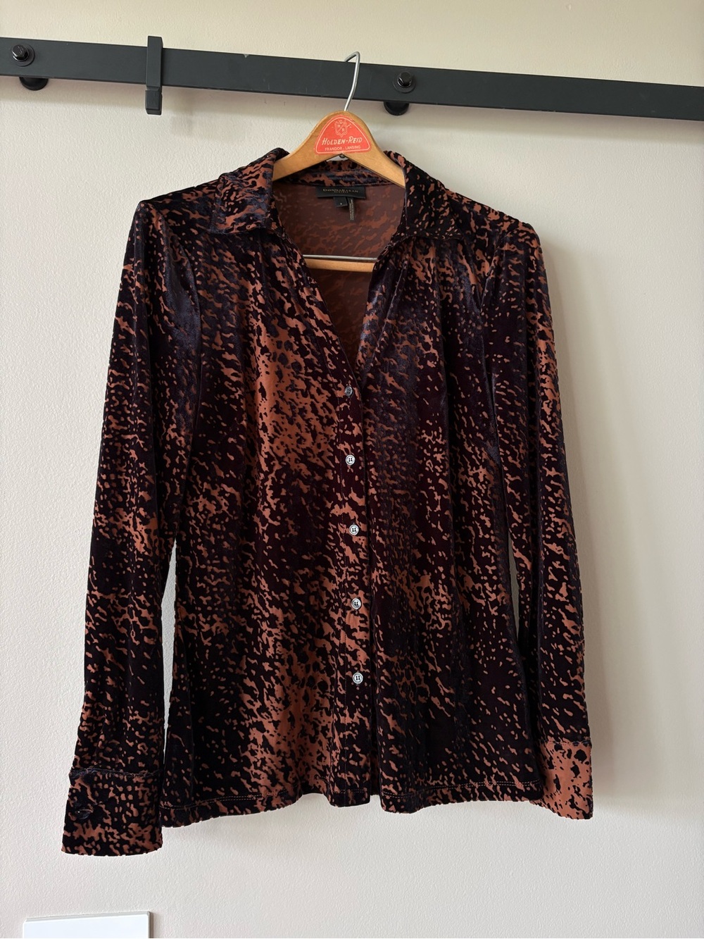 Donna Karan Velvet Burnout Cheetah Print Button-down Shirt Blouse Size S